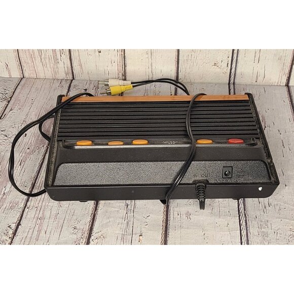 Atari Flashback 8 Classic Game Console W/ AC Adapters, UNTESTED - Picture 2 of 3